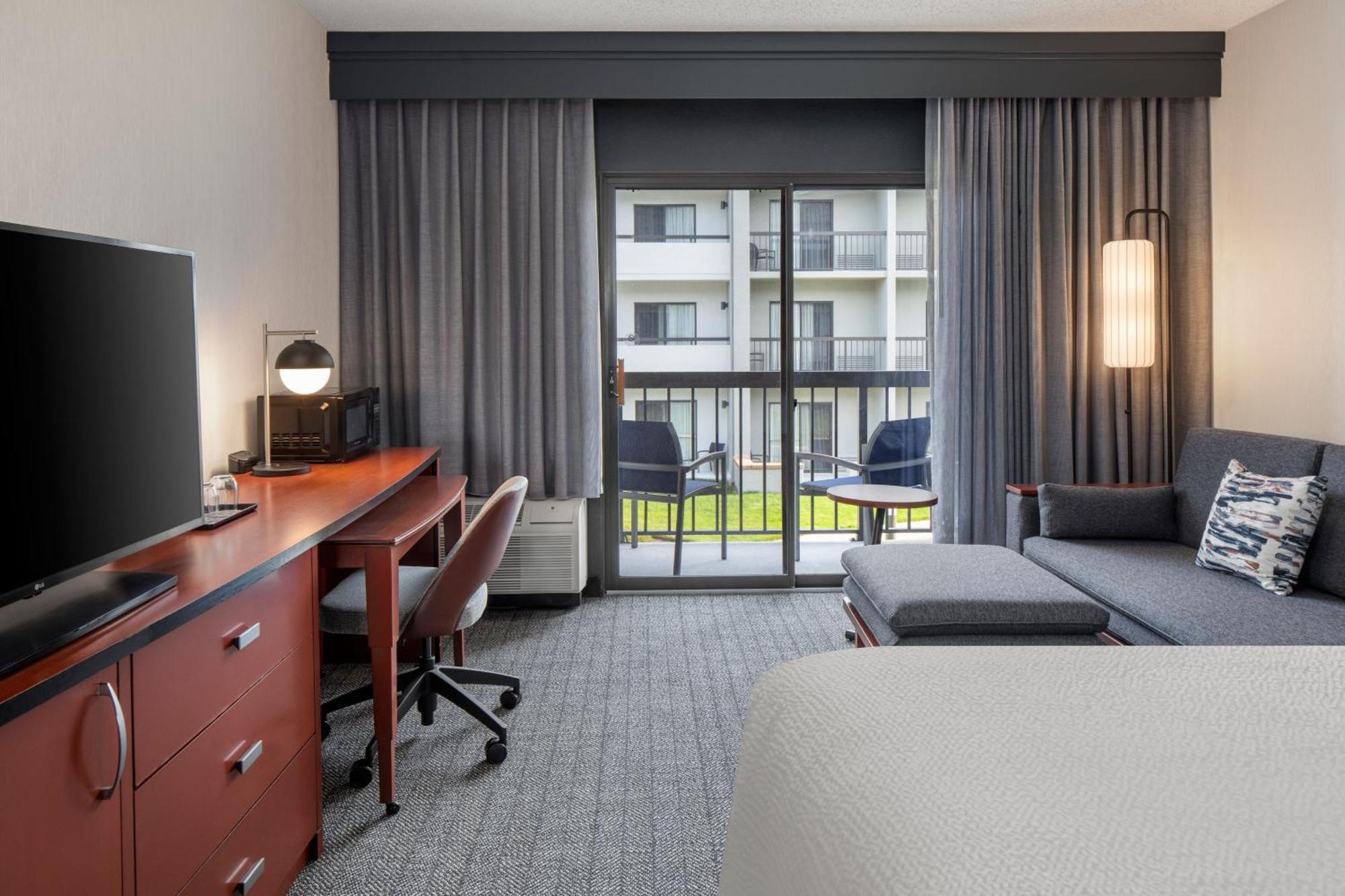 Hotel Courtyard By Marriott Chicago Waukegan / Gurnee Exterior foto