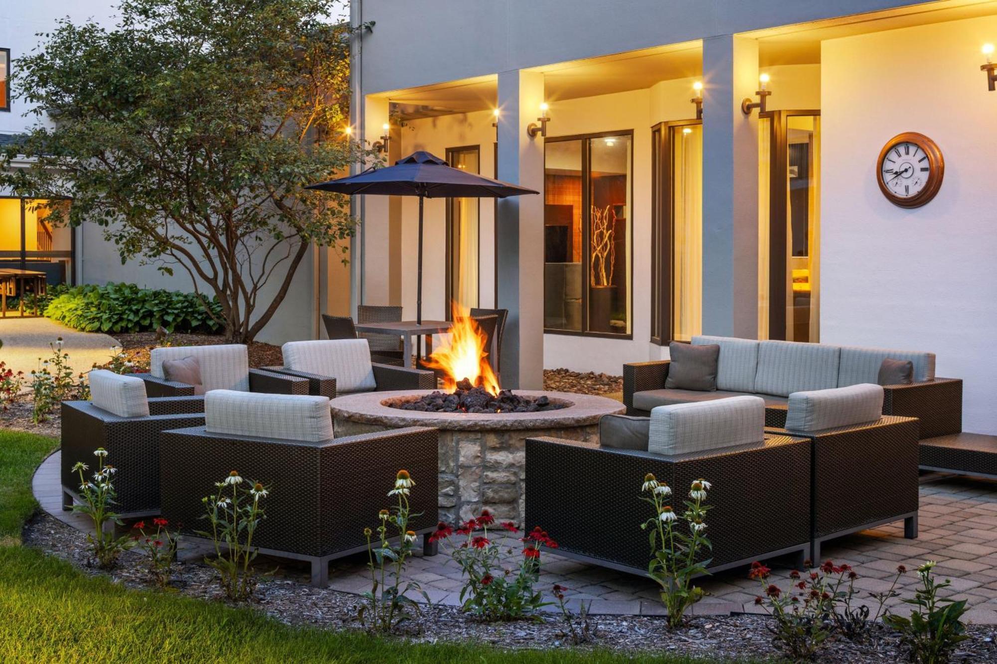 Hotel Courtyard By Marriott Chicago Waukegan / Gurnee Exterior foto